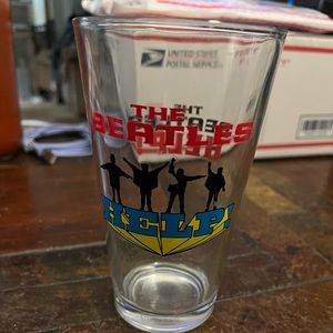 The Beatles “Help” 16oz drinking glass